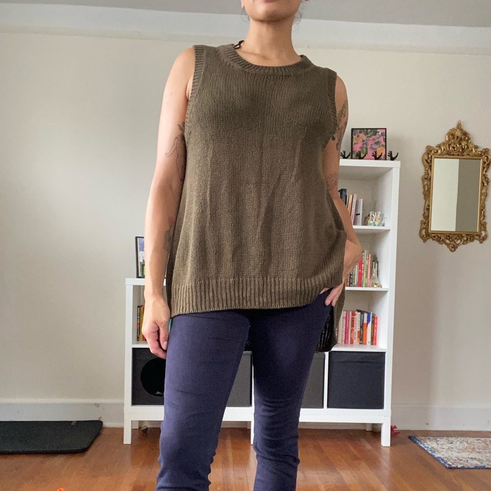 H&M Oversized Lightweight Sweater Vest